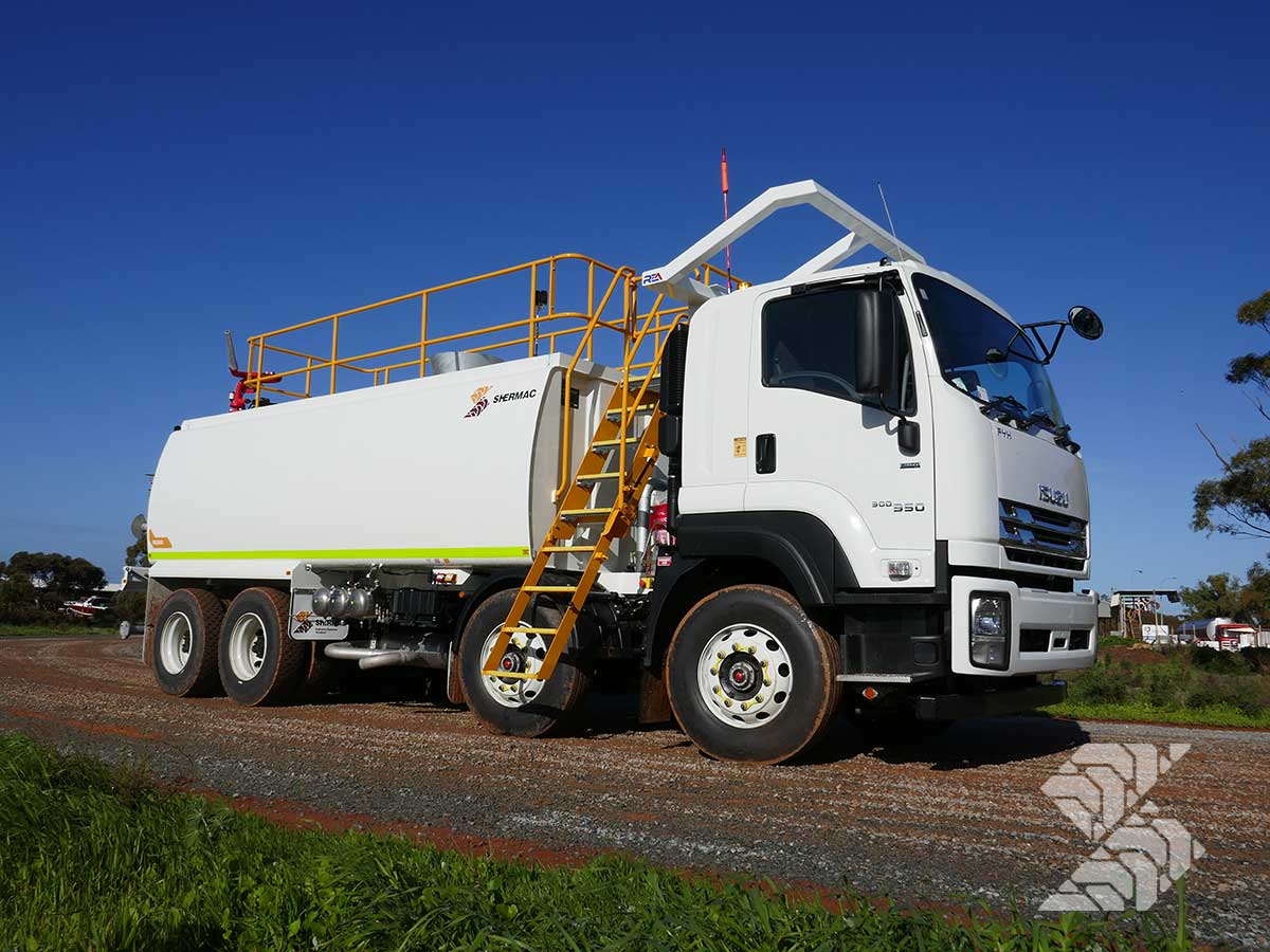 18,000 LITRE WATER TRUCK | Shermac